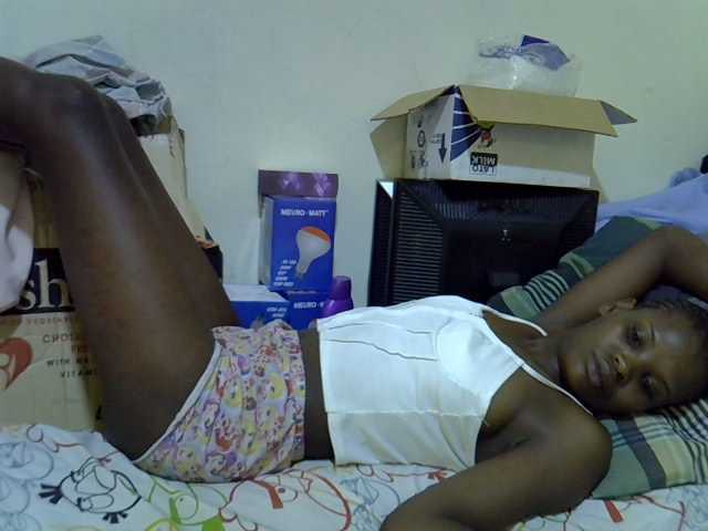 Cute-aliyah live cam on BongaCams