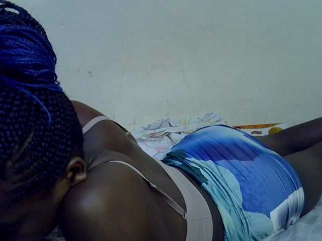 Cute-aliyah live cam on BongaCams