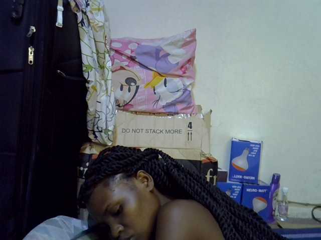 Cute-aliyah live cam on BongaCams