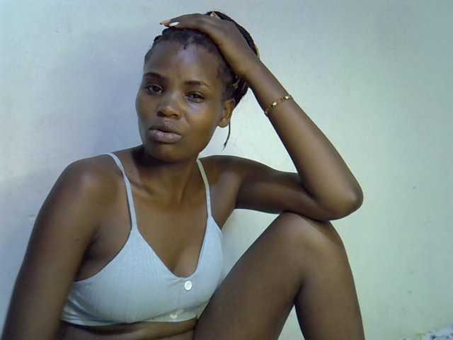 Cute-aliyah live cam on BongaCams