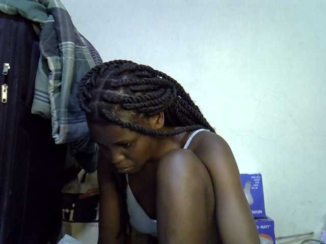 Cute-aliyah live cam on BongaCams