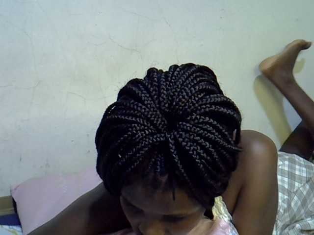 Cute-aliyah live cam on BongaCams