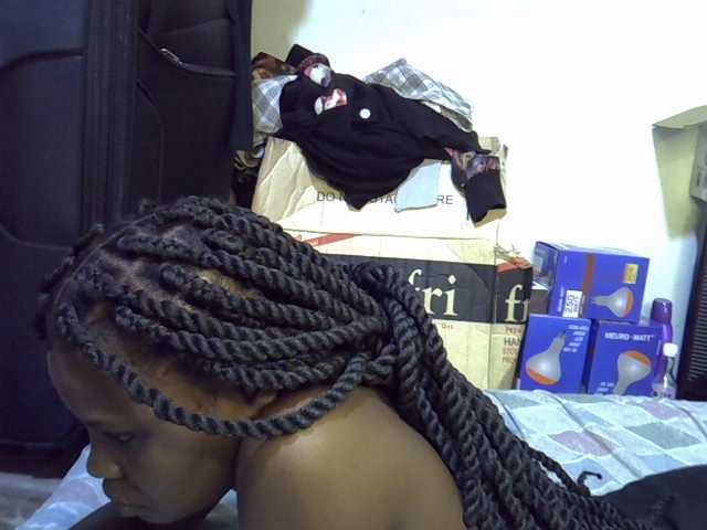 Cute-aliyah live cam on BongaCams