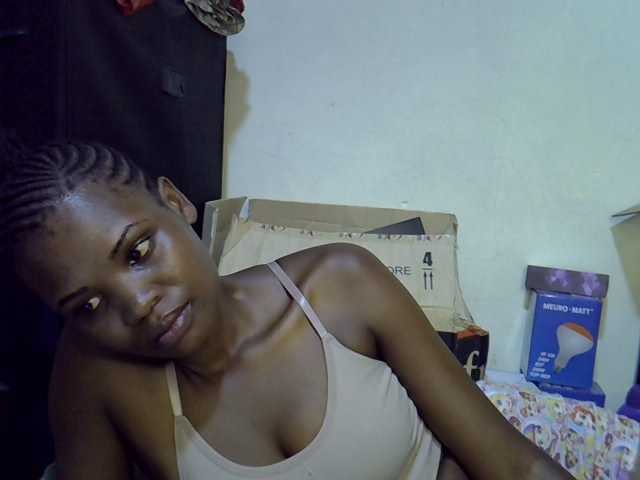 Cute-aliyah live cam on BongaCams