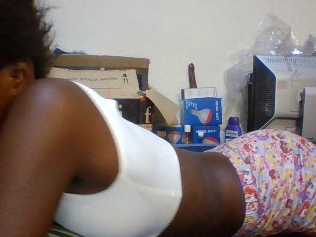 Cute-aliyah live cam on BongaCams