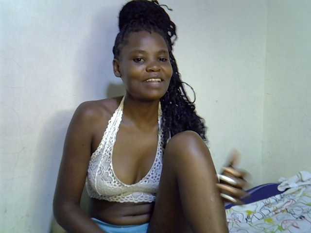 Cute-aliyah live cam on BongaCams