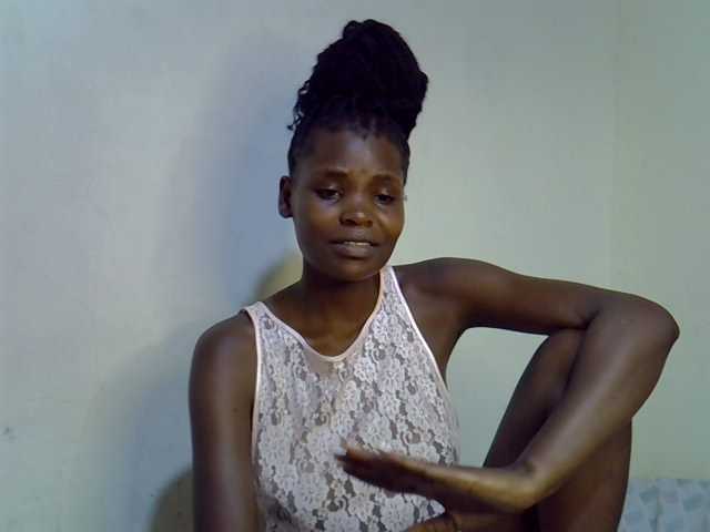 Cute-aliyah live cam on BongaCams