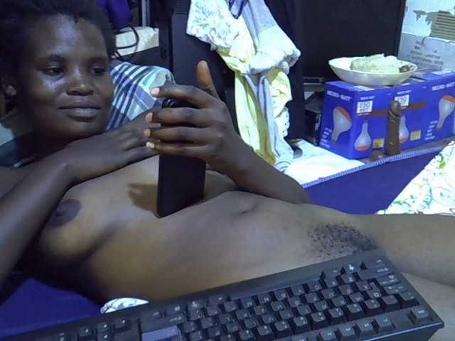 Cute-aliyah live cam on BongaCams