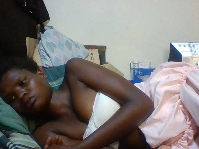 Cute-aliyah live cam on BongaCams