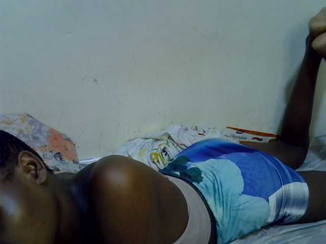 Cute-aliyah live cam on BongaCams
