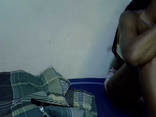 Cute-aliyah live cam on BongaCams