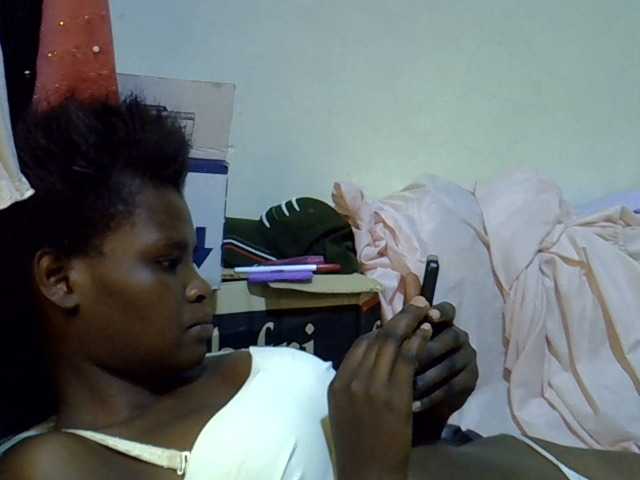 Cute-aliyah live cam on BongaCams