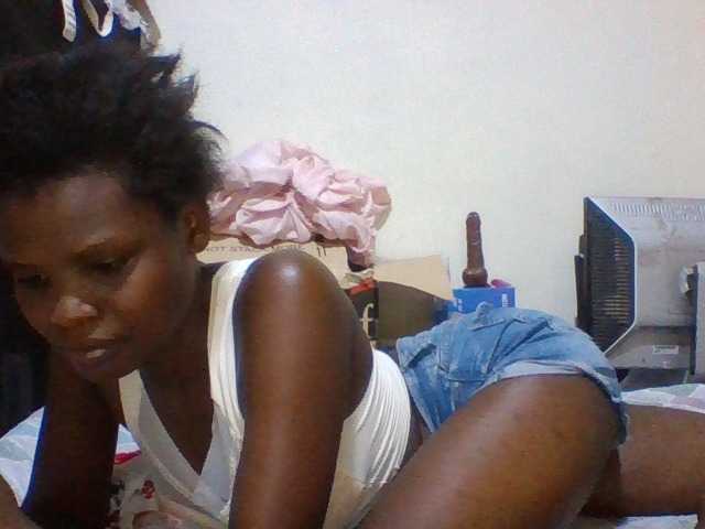 Cute-aliyah live cam on BongaCams