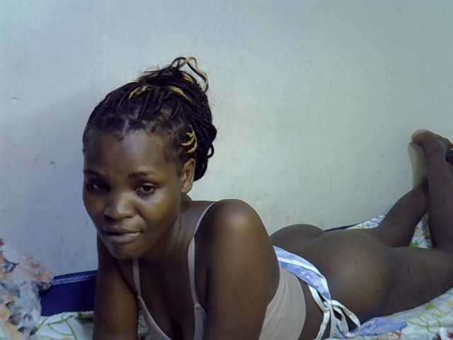 Cute-aliyah live cam on BongaCams