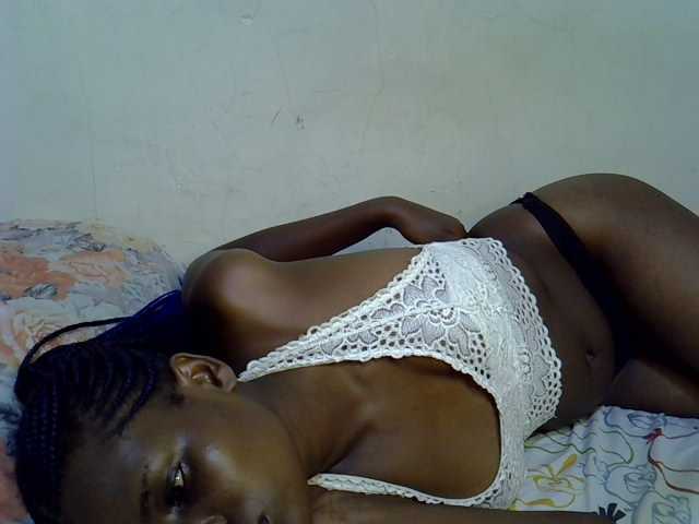 Cute-aliyah live cam on BongaCams