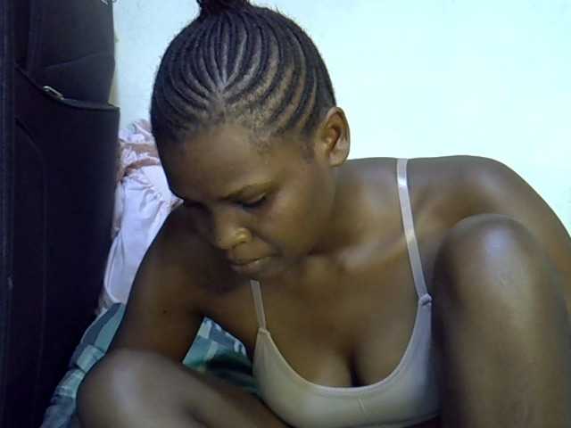 Cute-aliyah live cam on BongaCams