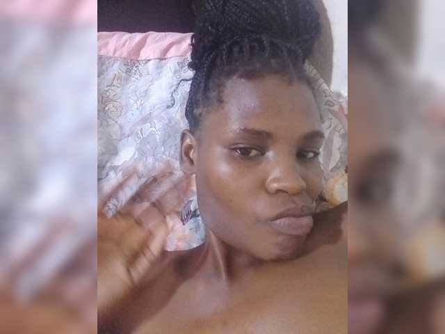 Cute-aliyah live cam on BongaCams