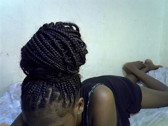 Cute-aliyah live cam on BongaCams