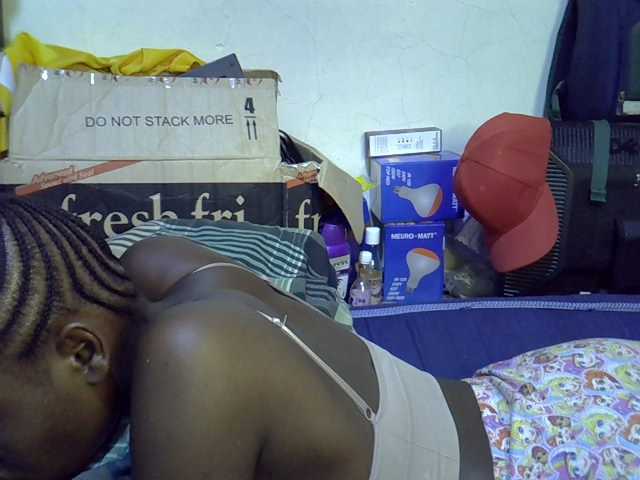Cute-aliyah live cam on BongaCams