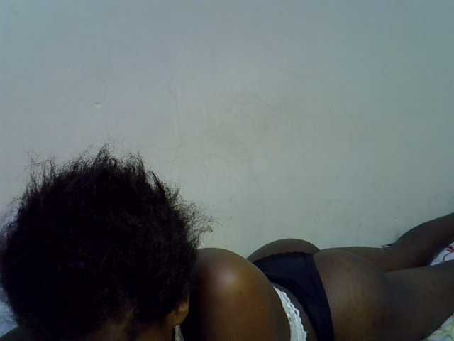 Cute-aliyah live cam on BongaCams