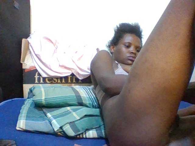Cute-aliyah live cam on BongaCams
