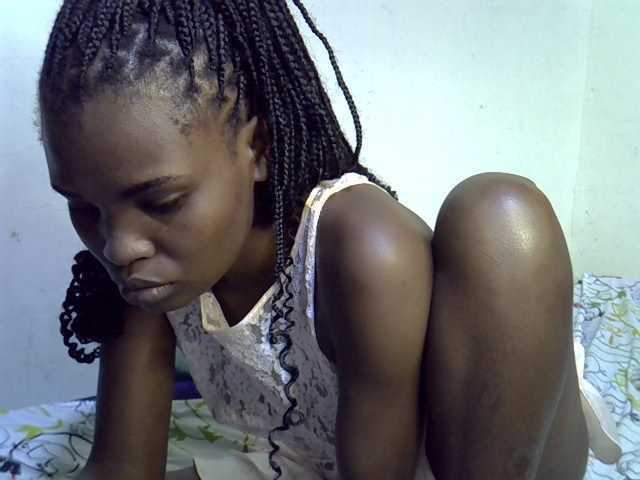 Cute-aliyah live cam on BongaCams