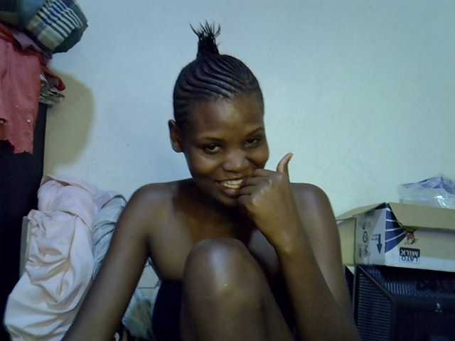Cute-aliyah live cam on BongaCams