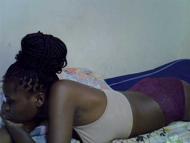 Cute-aliyah live cam on BongaCams