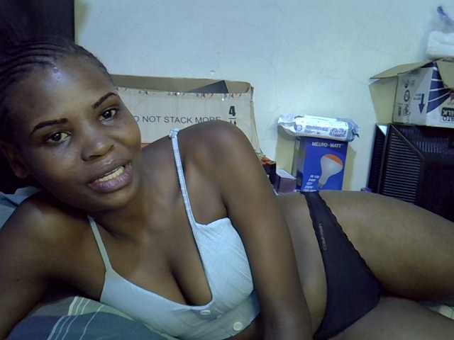 Cute-aliyah live cam on BongaCams