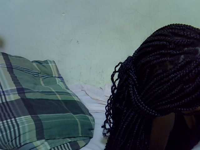 Cute-aliyah live cam on BongaCams
