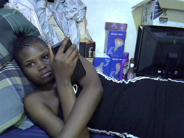 Cute-aliyah live cam on BongaCams