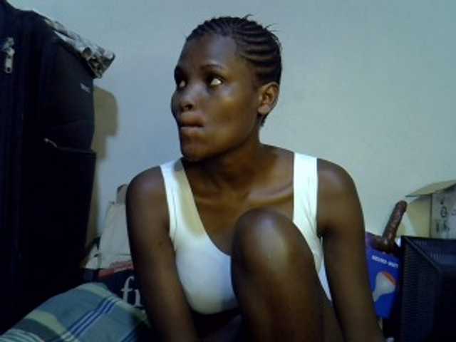 Cute-aliyah live cam on BongaCams