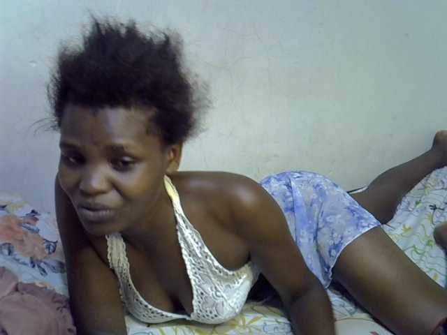 Cute-aliyah live cam on BongaCams