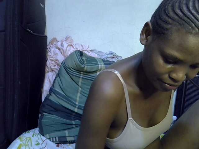 Cute-aliyah live cam on BongaCams