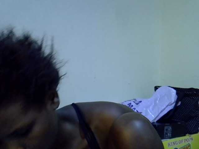 Cute-aliyah live cam on BongaCams