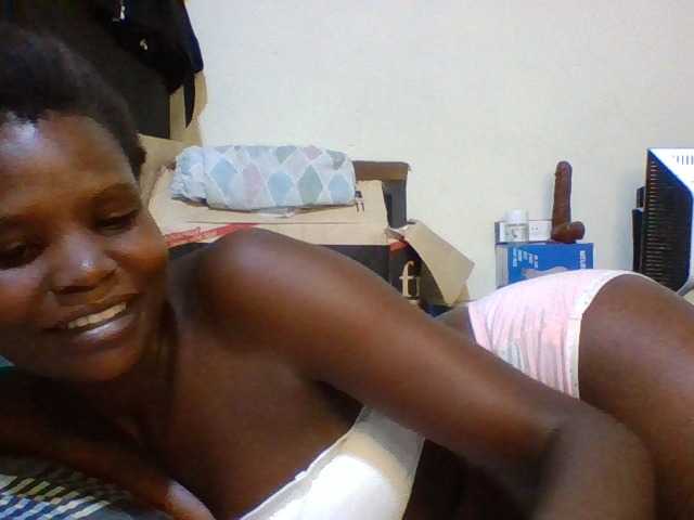 Cute-aliyah live cam on BongaCams