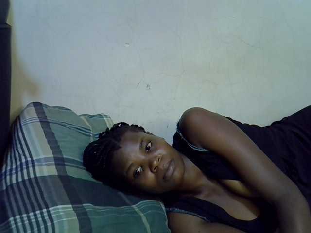 Cute-aliyah live cam on BongaCams