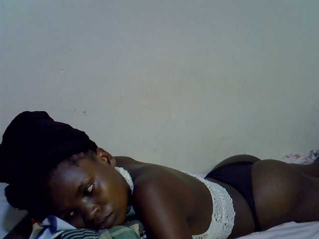 Cute-aliyah live cam on BongaCams