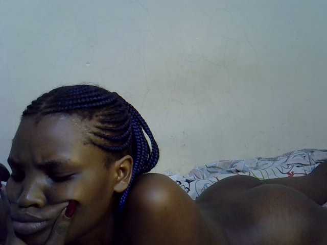 Cute-aliyah live cam on BongaCams