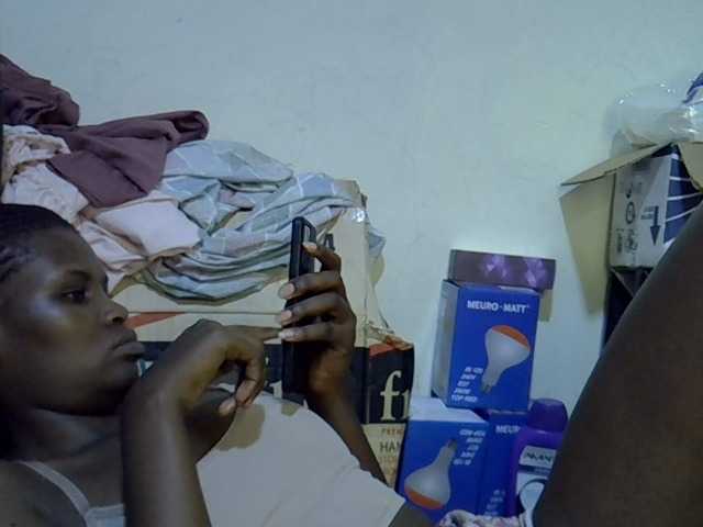 Cute-aliyah live cam on BongaCams