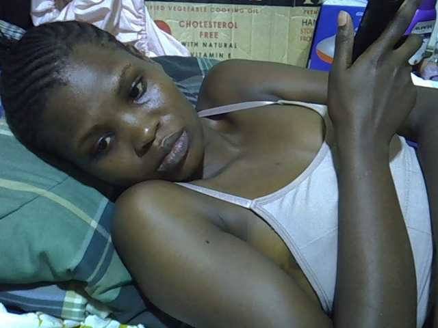 Cute-aliyah live cam on BongaCams