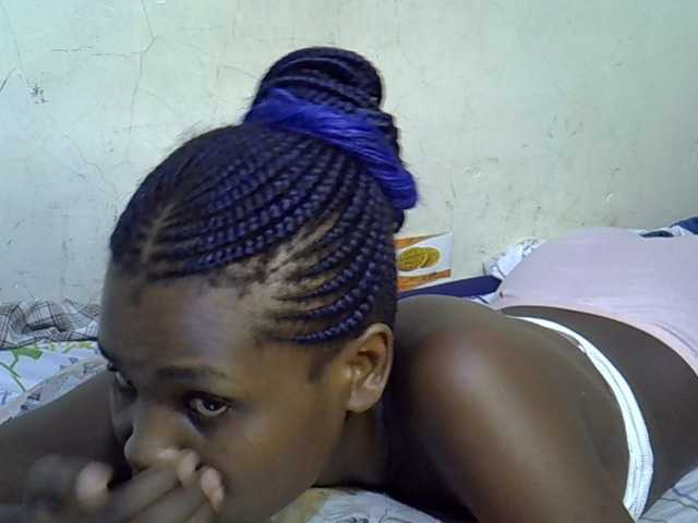 Cute-aliyah live cam on BongaCams