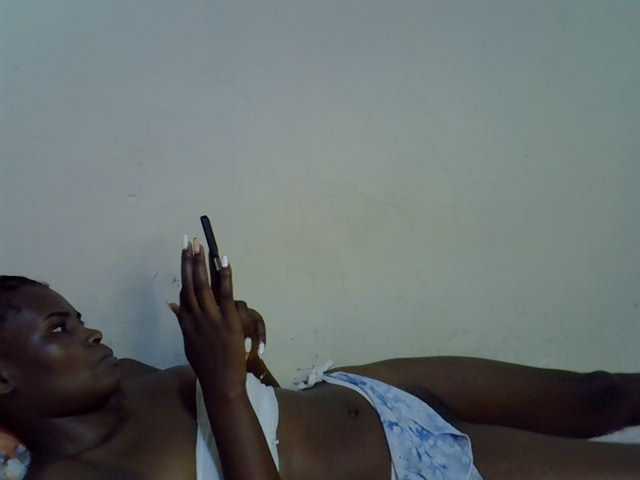 Cute-aliyah live cam on BongaCams