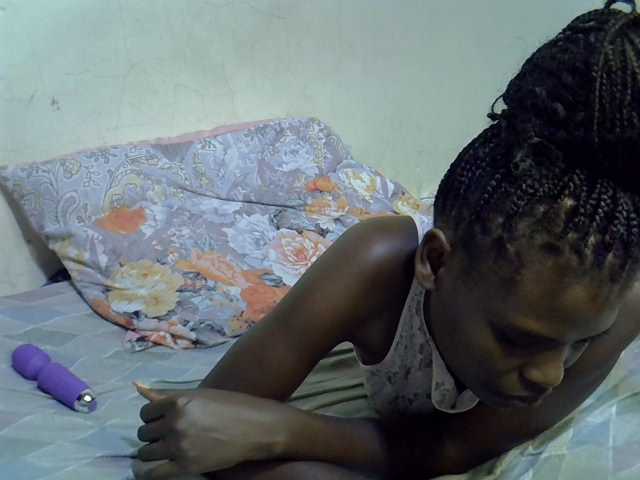 Cute-aliyah live cam on BongaCams