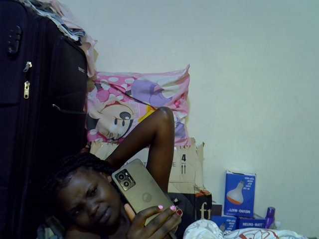Cute-aliyah live cam on BongaCams