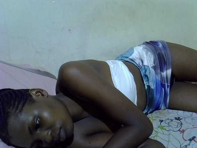 Cute-aliyah live cam on BongaCams