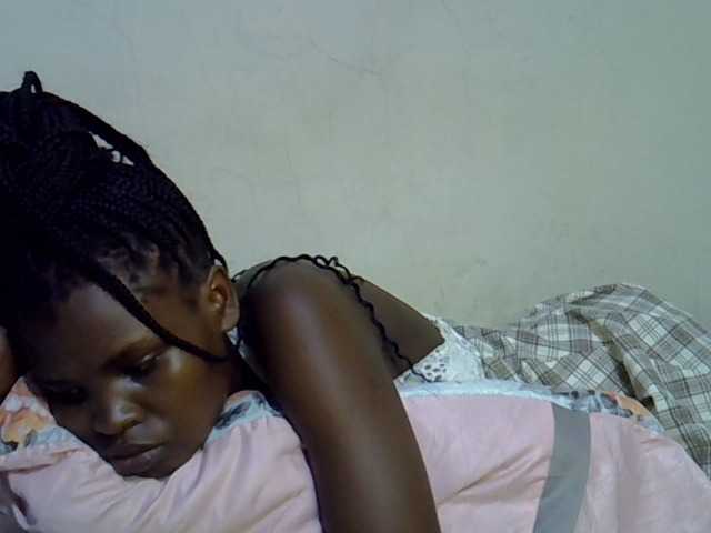 Cute-aliyah live cam on BongaCams
