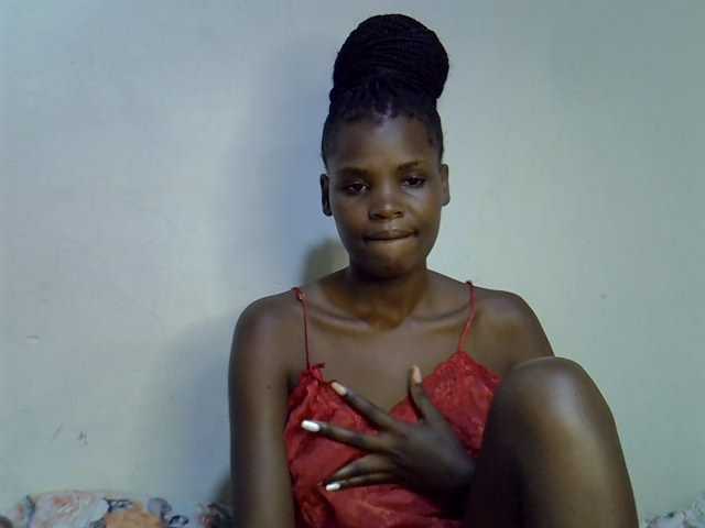 Cute-aliyah live cam on BongaCams
