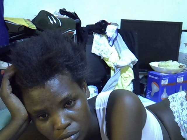 Cute-aliyah live cam on BongaCams