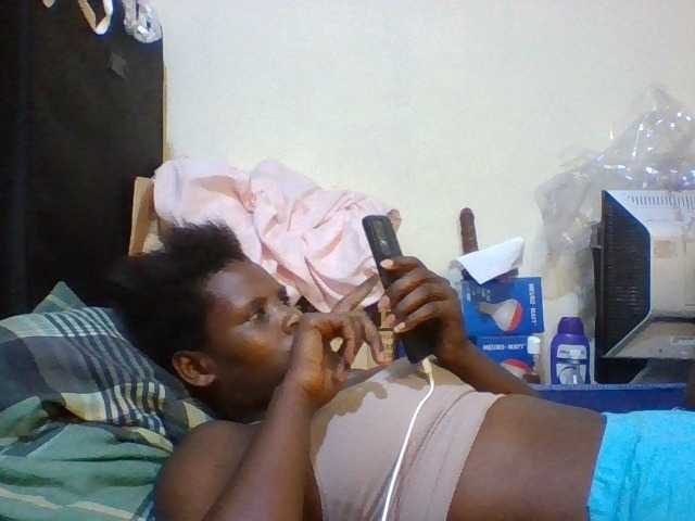 Cute-aliyah live cam on BongaCams